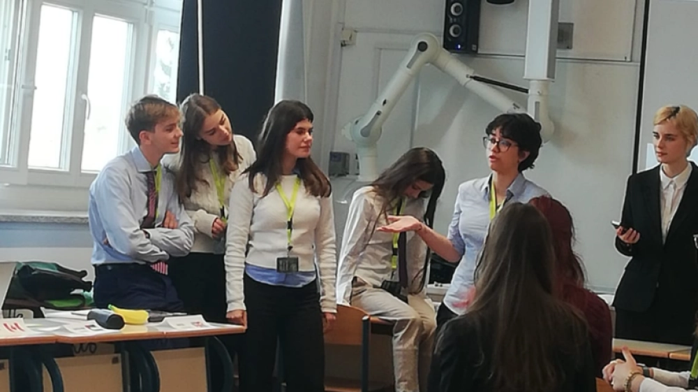 Naši dijaki na VičMUN-u