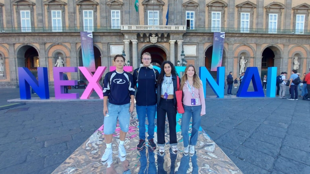 Naši dijaki v Neaplju na srečanju NEXT GEN AI