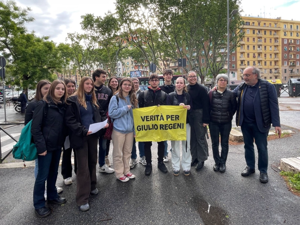 Giulio Regeni udienza gruppo