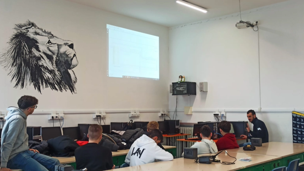 corso advanced electronics