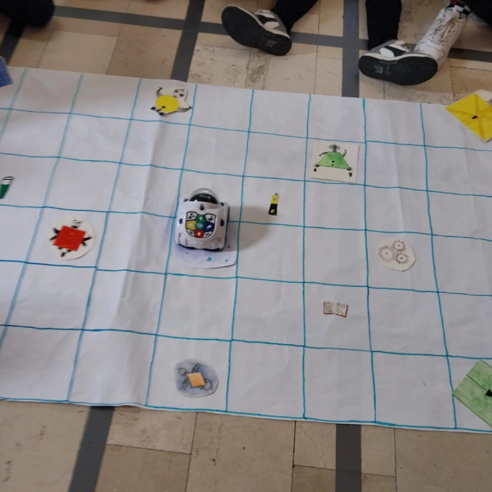 CodeWeek 2023: noi piccoli programmatori 1