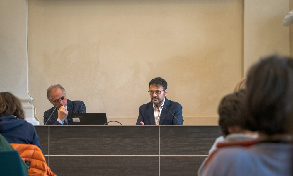 Il fuoco sotto la cenere - 13 marzo 2024